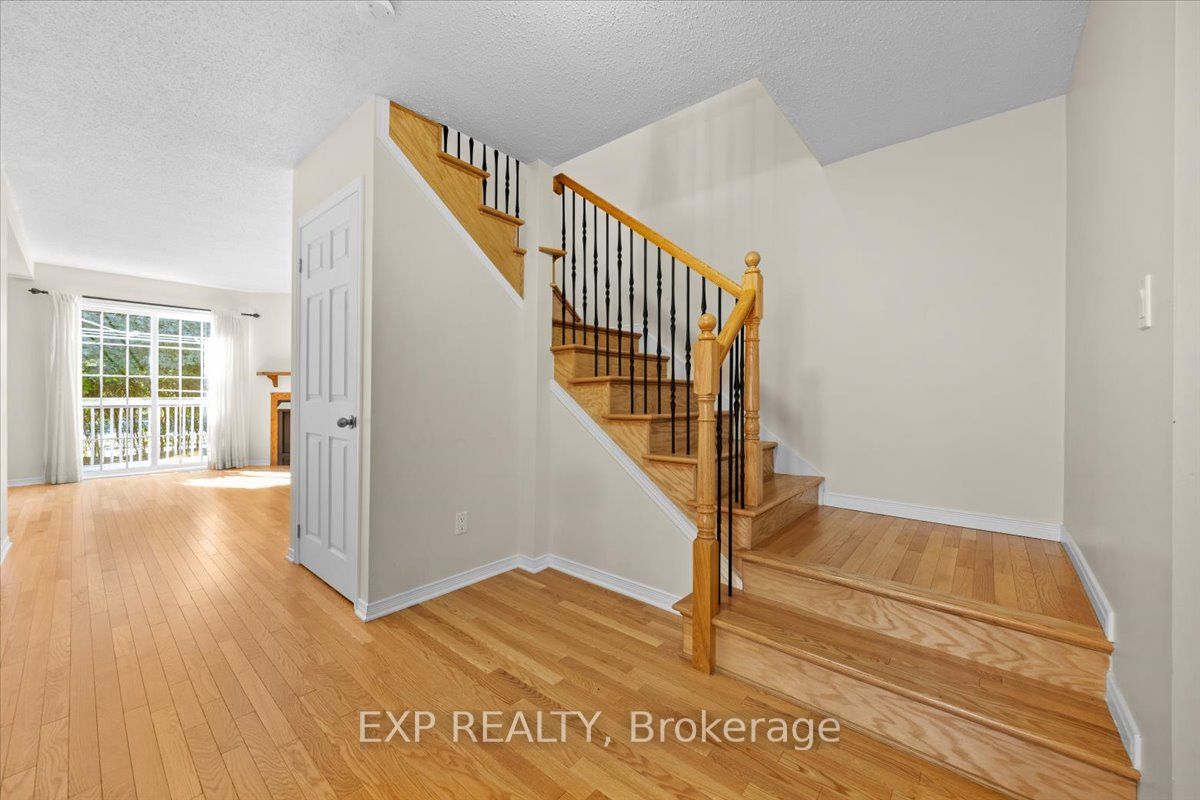 1678 Boisbriand Crescent Property Photo 5