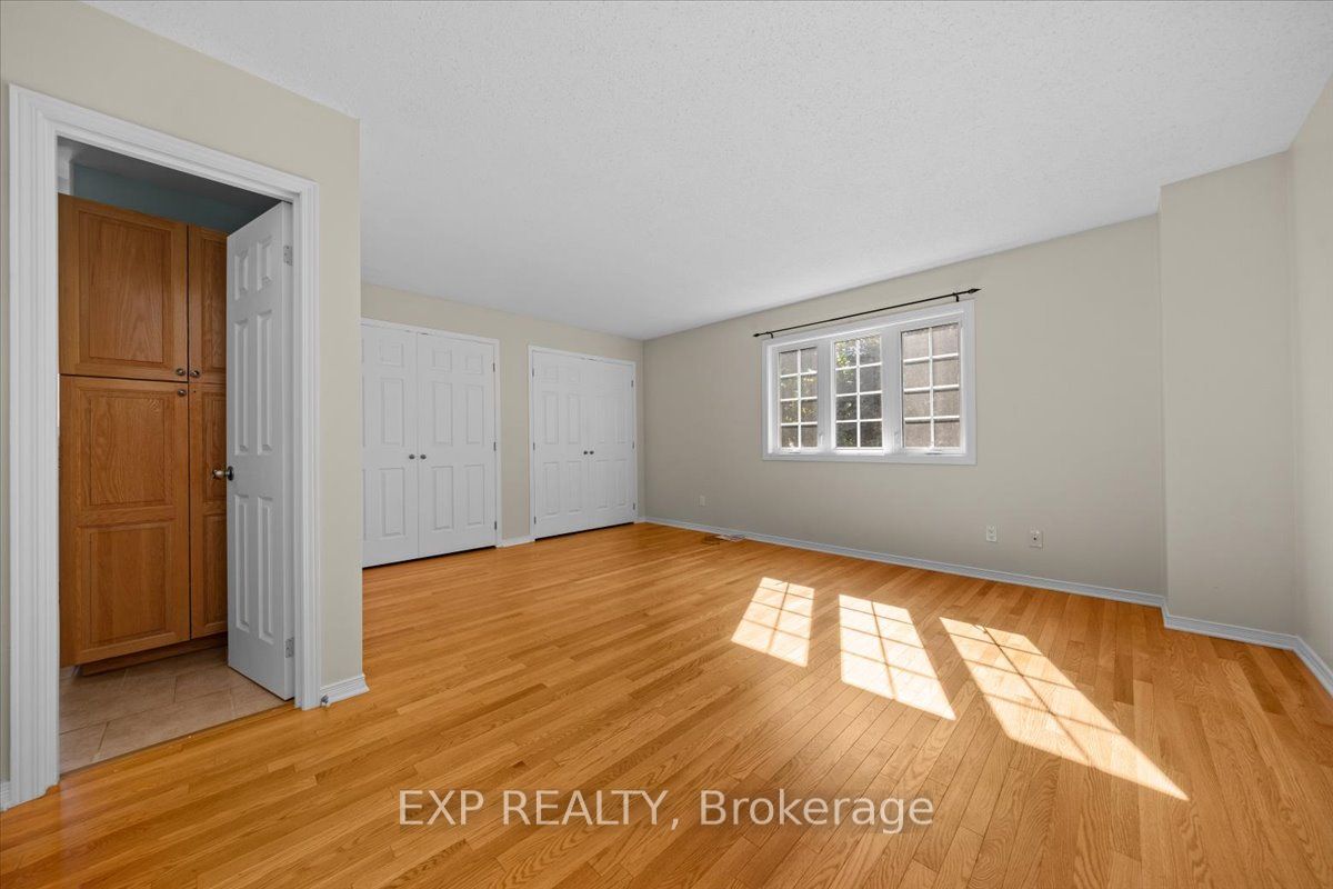 1678 Boisbriand Crescent Property Photo 23