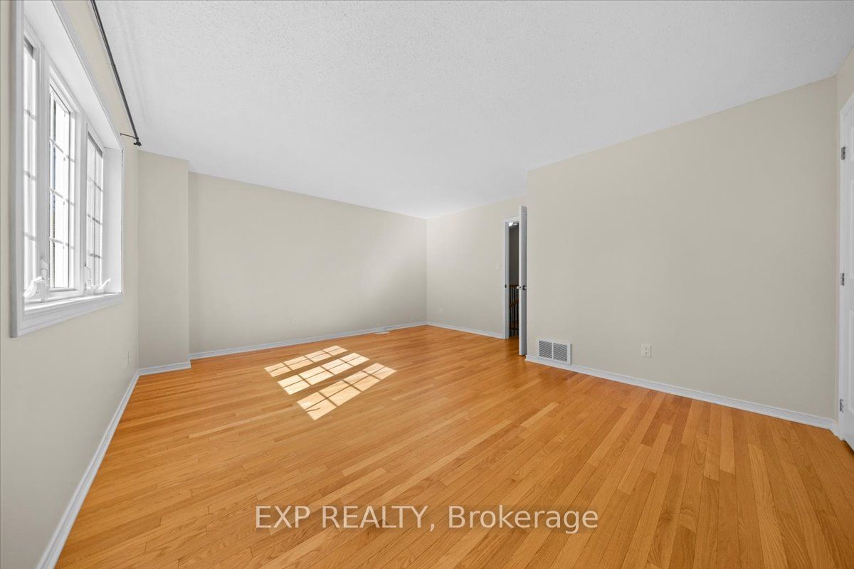 1678 Boisbriand Crescent Property Photo 25