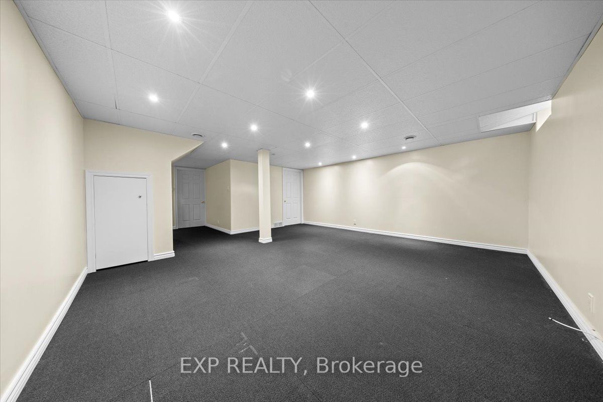 1678 Boisbriand Crescent Property Photo 33