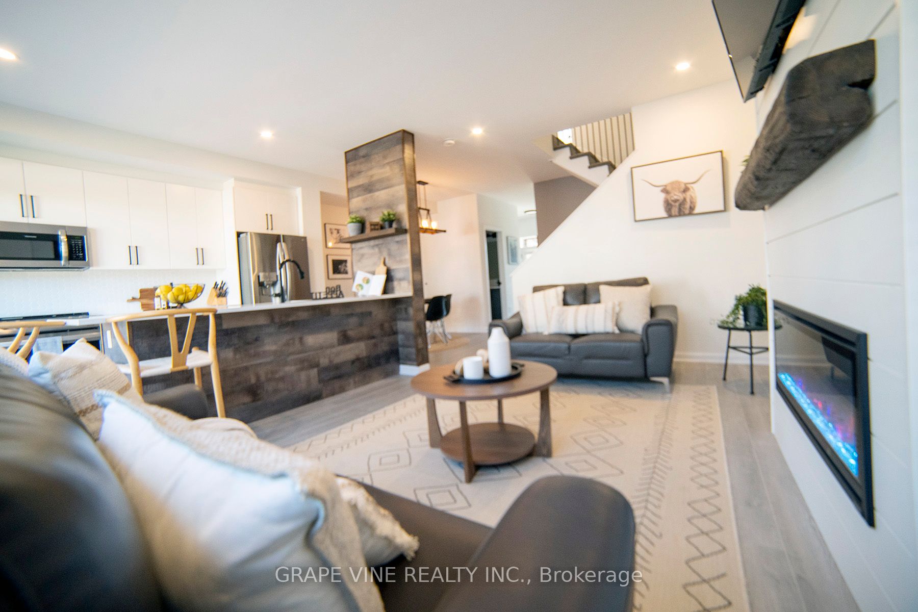 2057 Caltra Crescent Property Photo 16