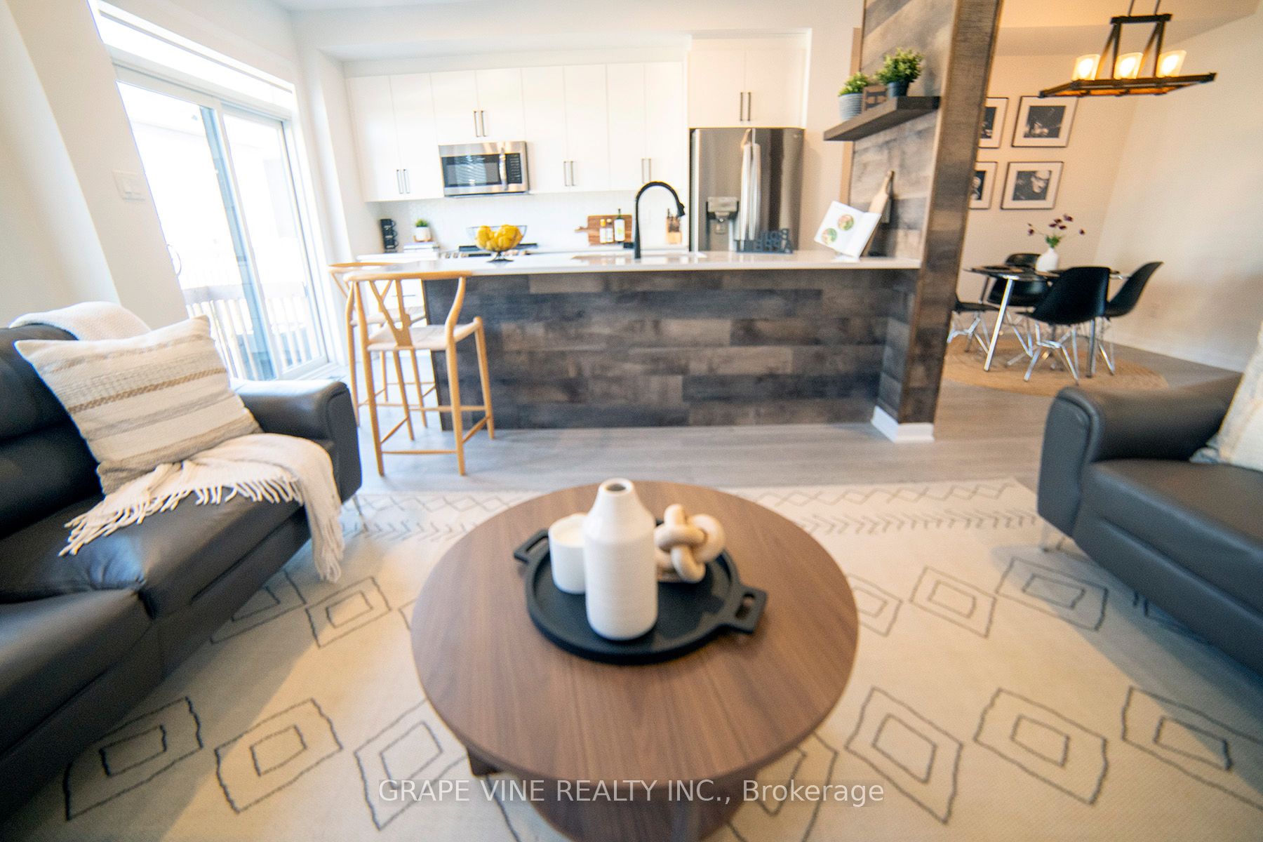 2057 Caltra Crescent Property Photo 19