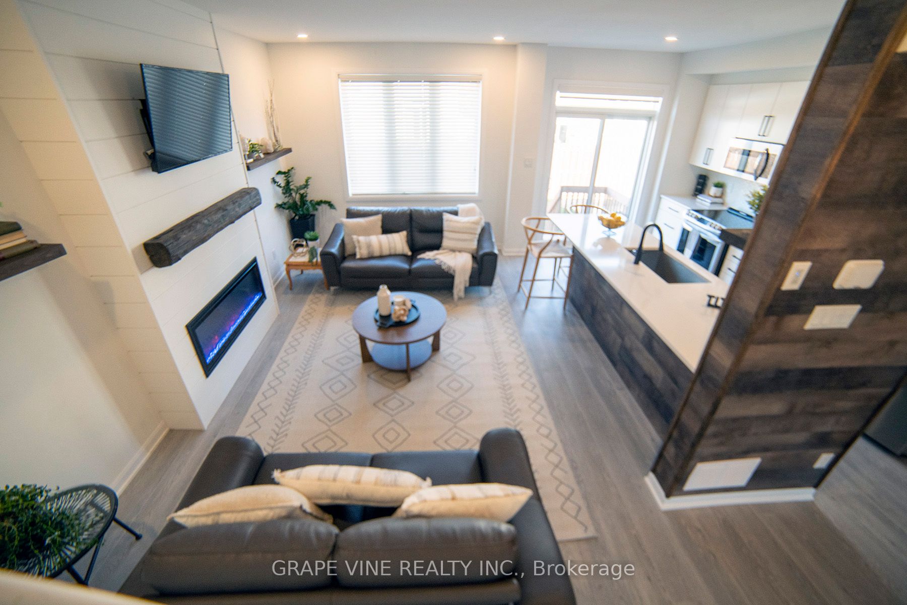 2057 Caltra Crescent Property Photo 20