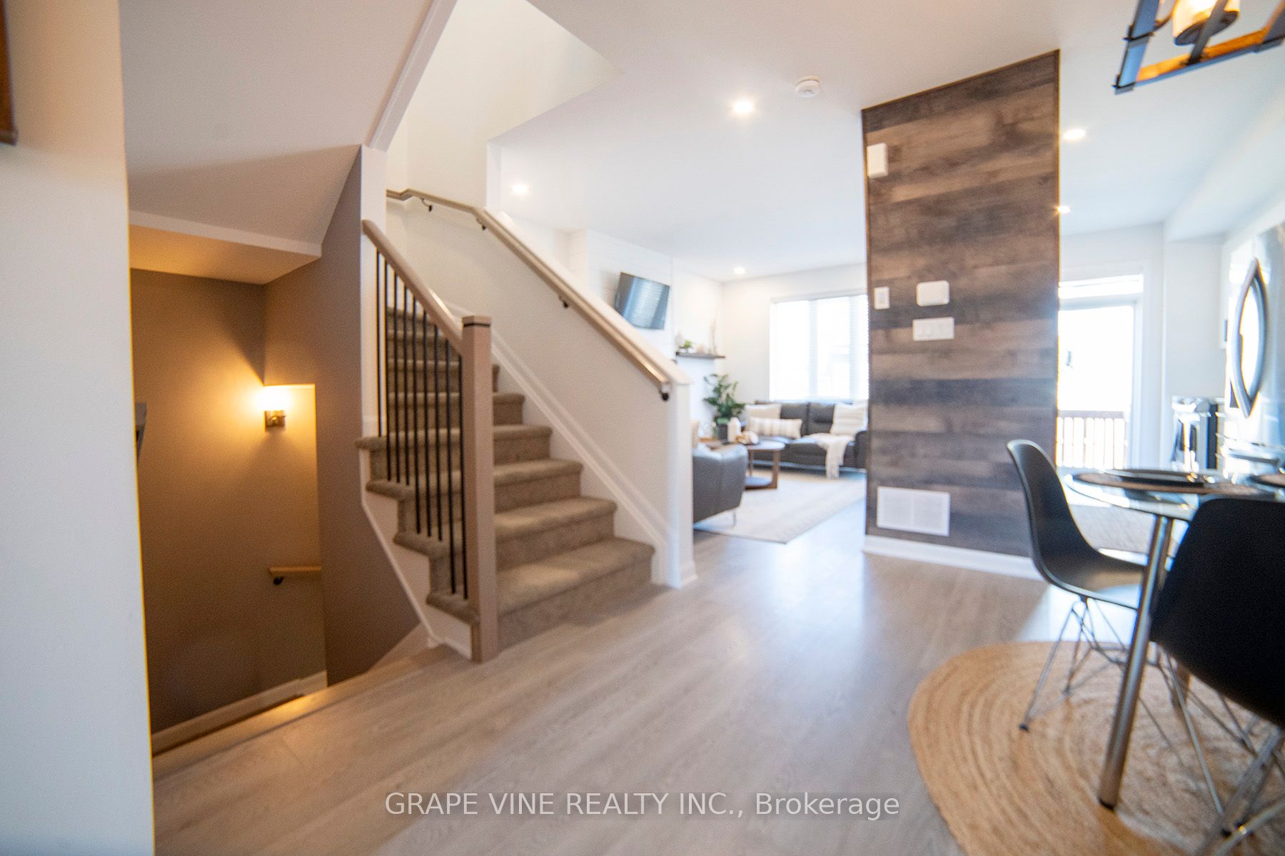 2057 Caltra Crescent Property Photo 22