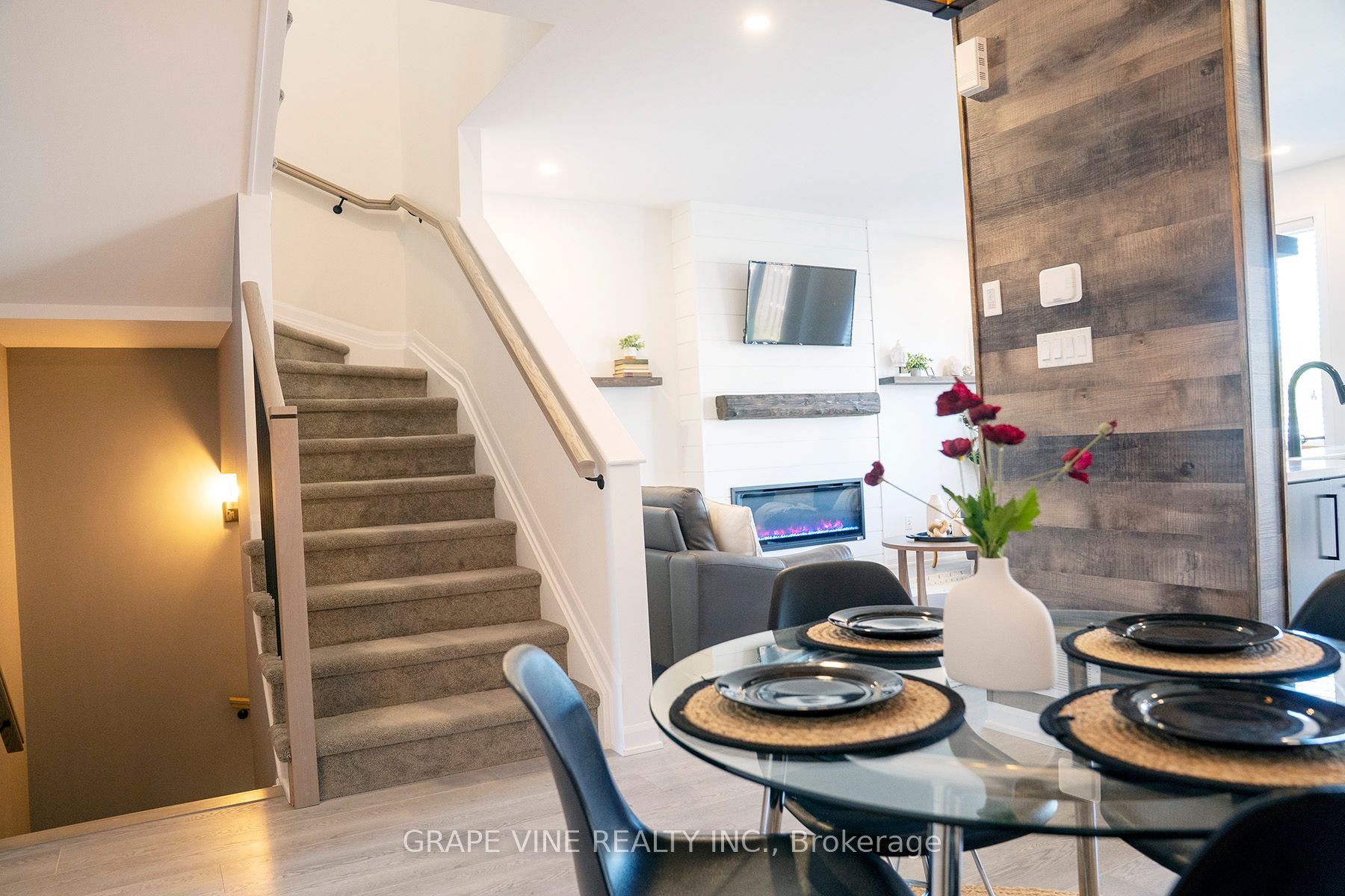 2057 Caltra Crescent Property Photo 23