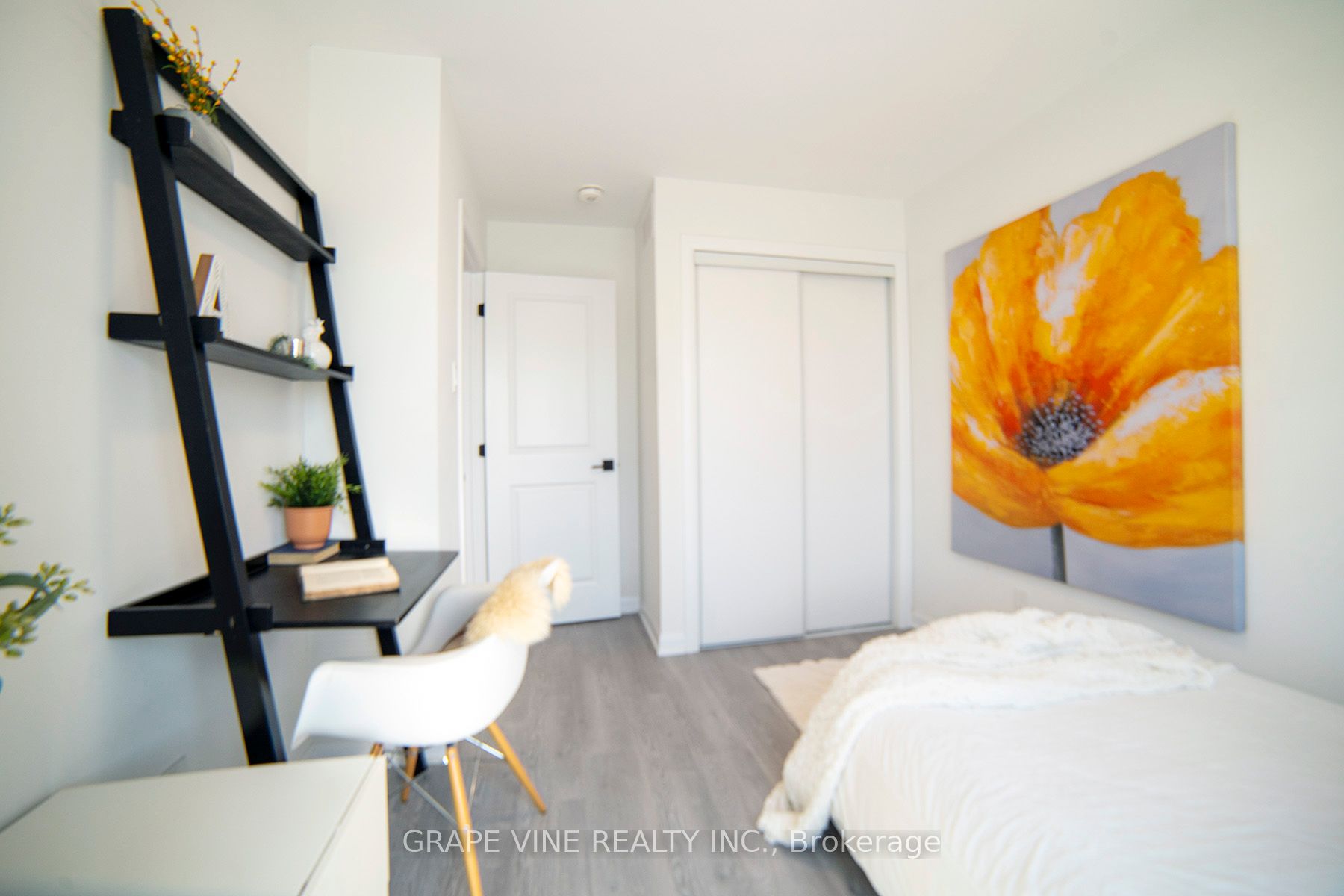 2057 Caltra Crescent Property Photo 39