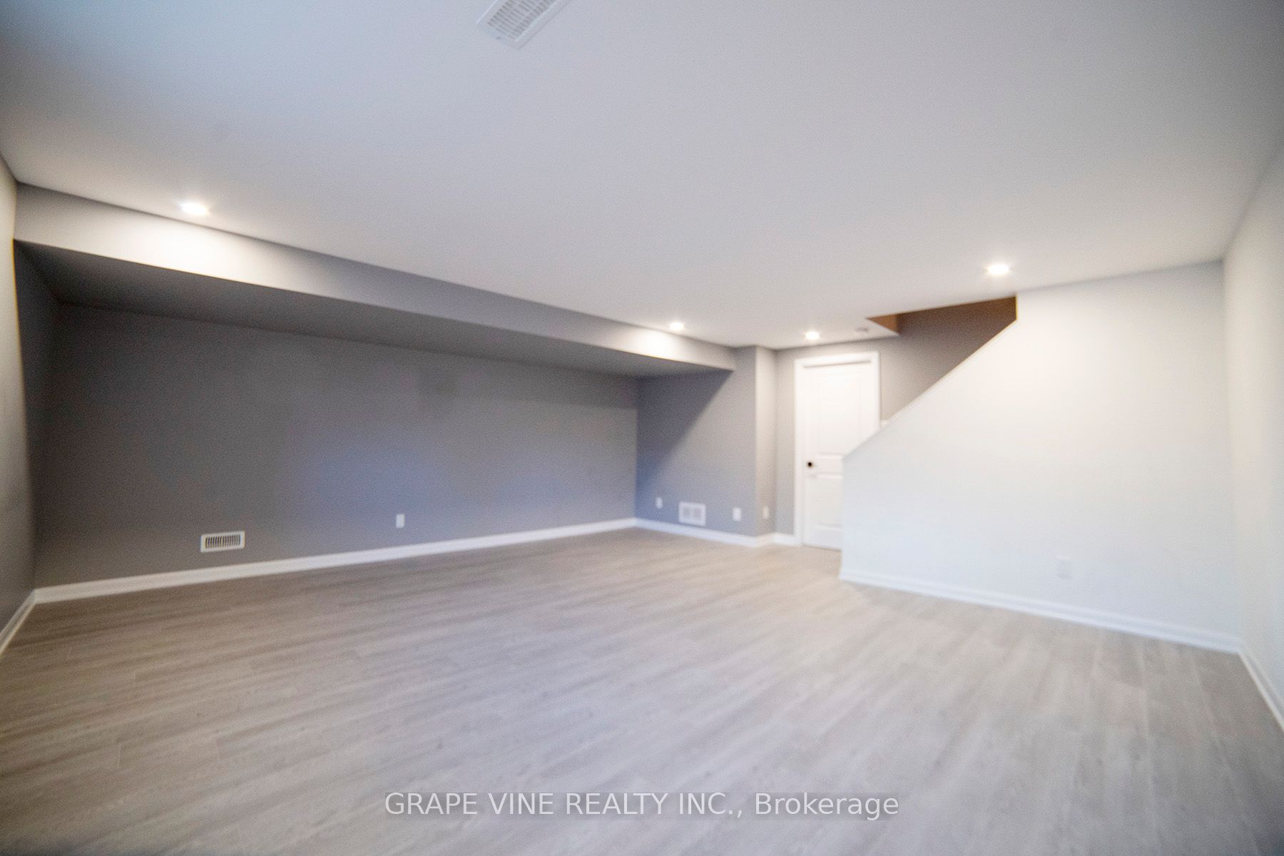 2057 Caltra Crescent Property Photo 43