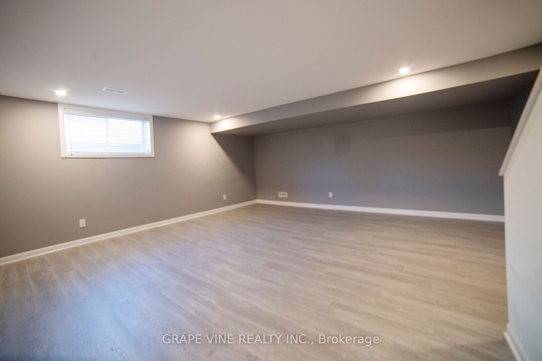 2057 Caltra Crescent Property Photo 44