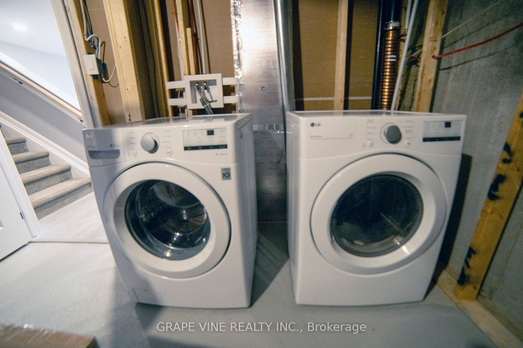 2057 Caltra Crescent Property Photo 49