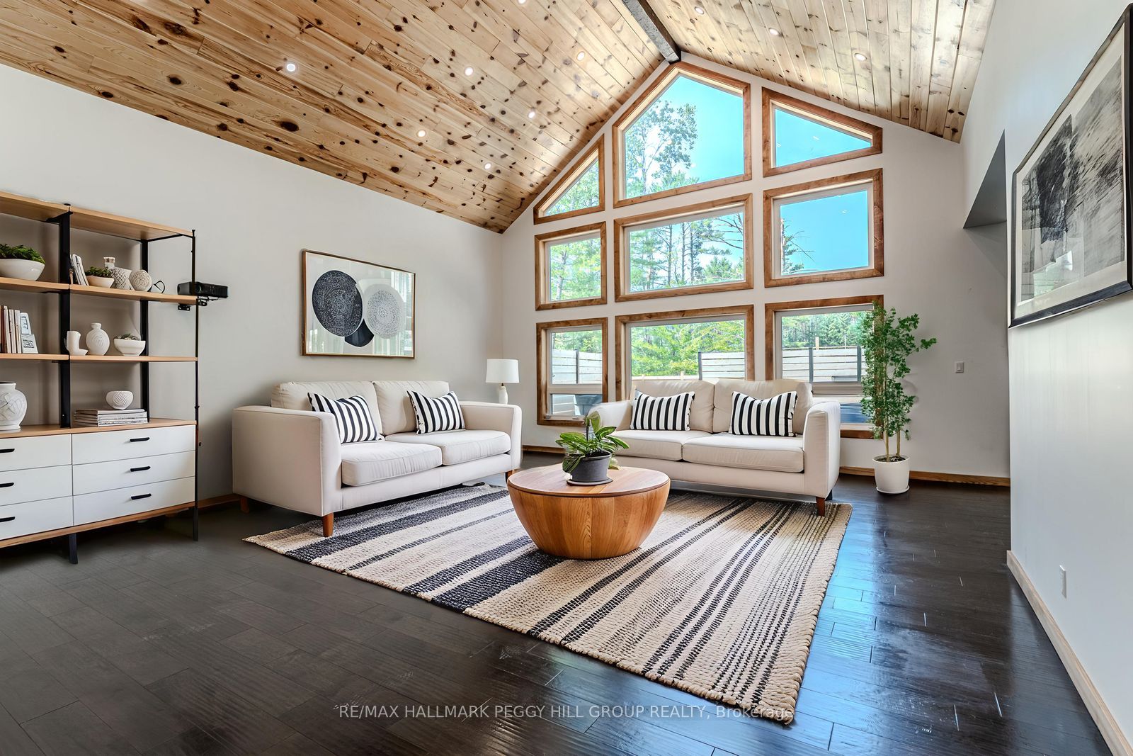 24b Buck Hill Road Property Photo 2