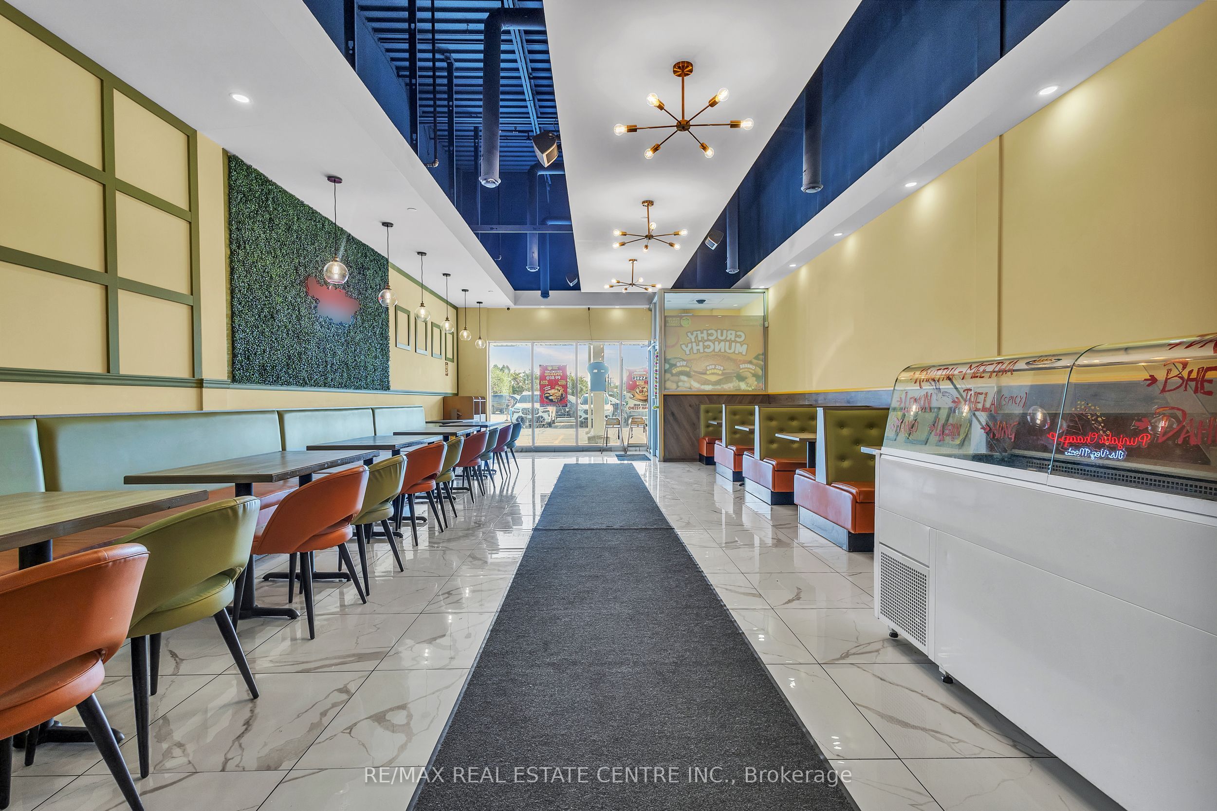 5 Manitou Drive 106b Property Photo 1