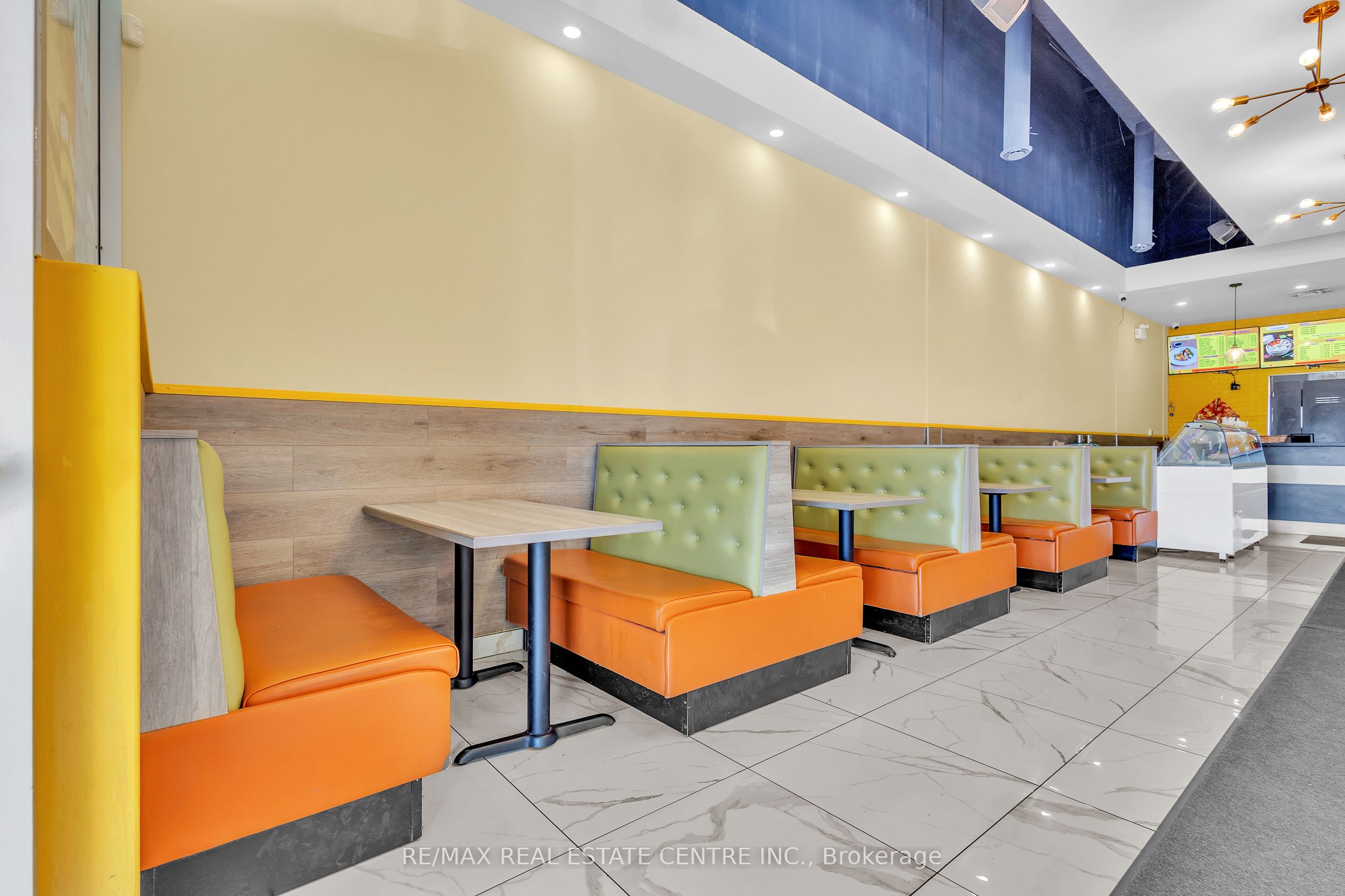 5 Manitou Drive 106b Property Photo 3