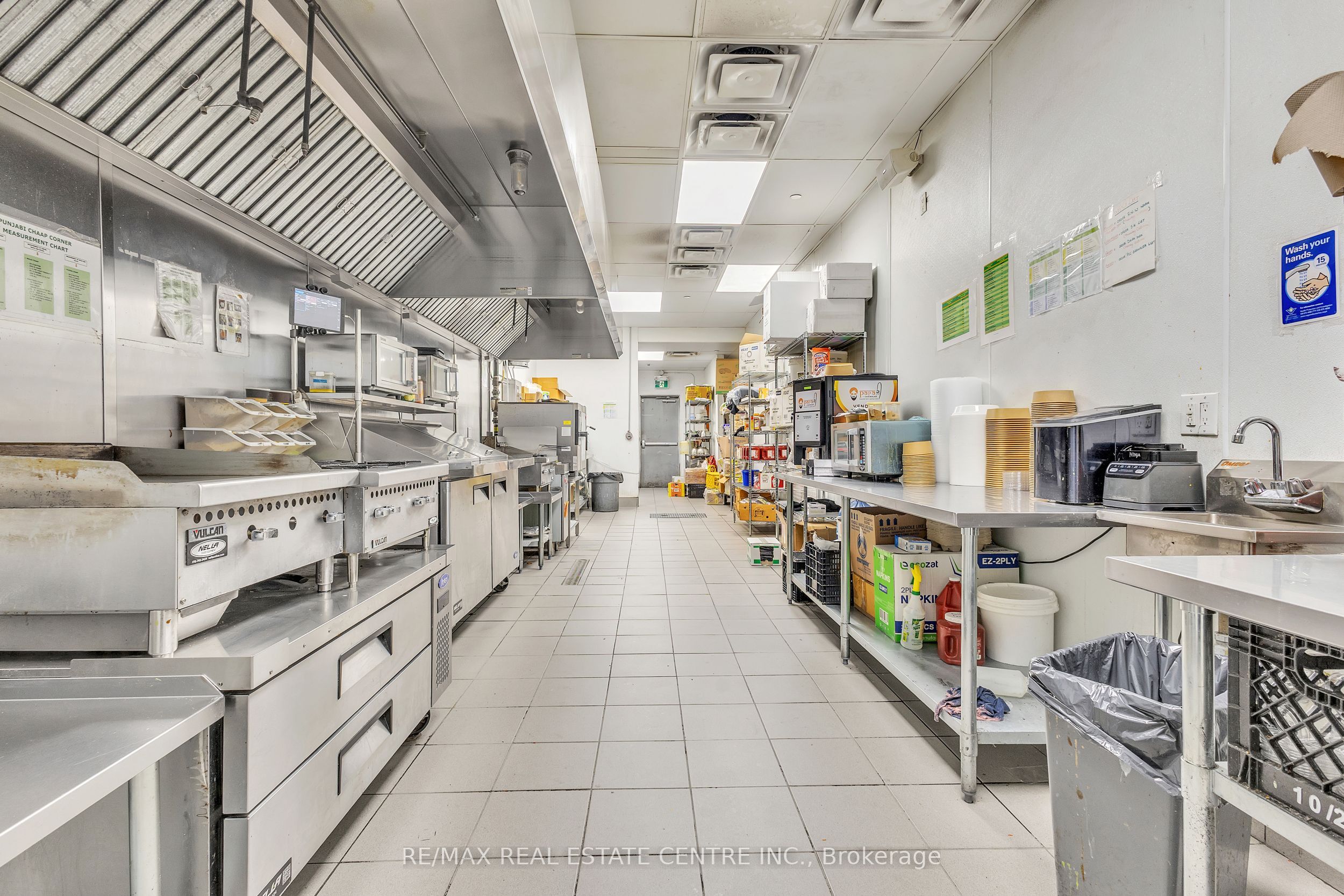 5 Manitou Drive 106b Property Photo 13