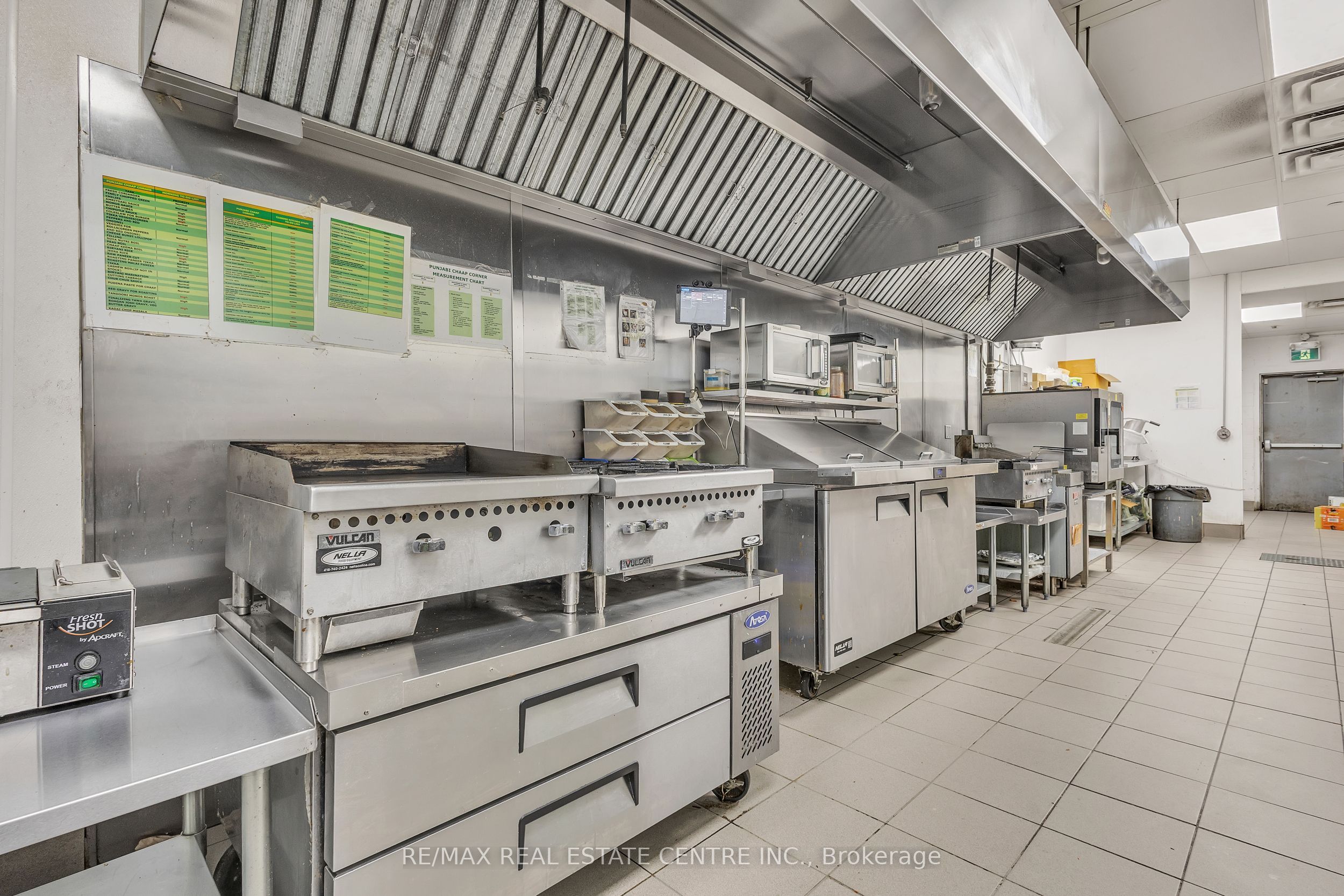 5 Manitou Drive 106b Property Photo 14