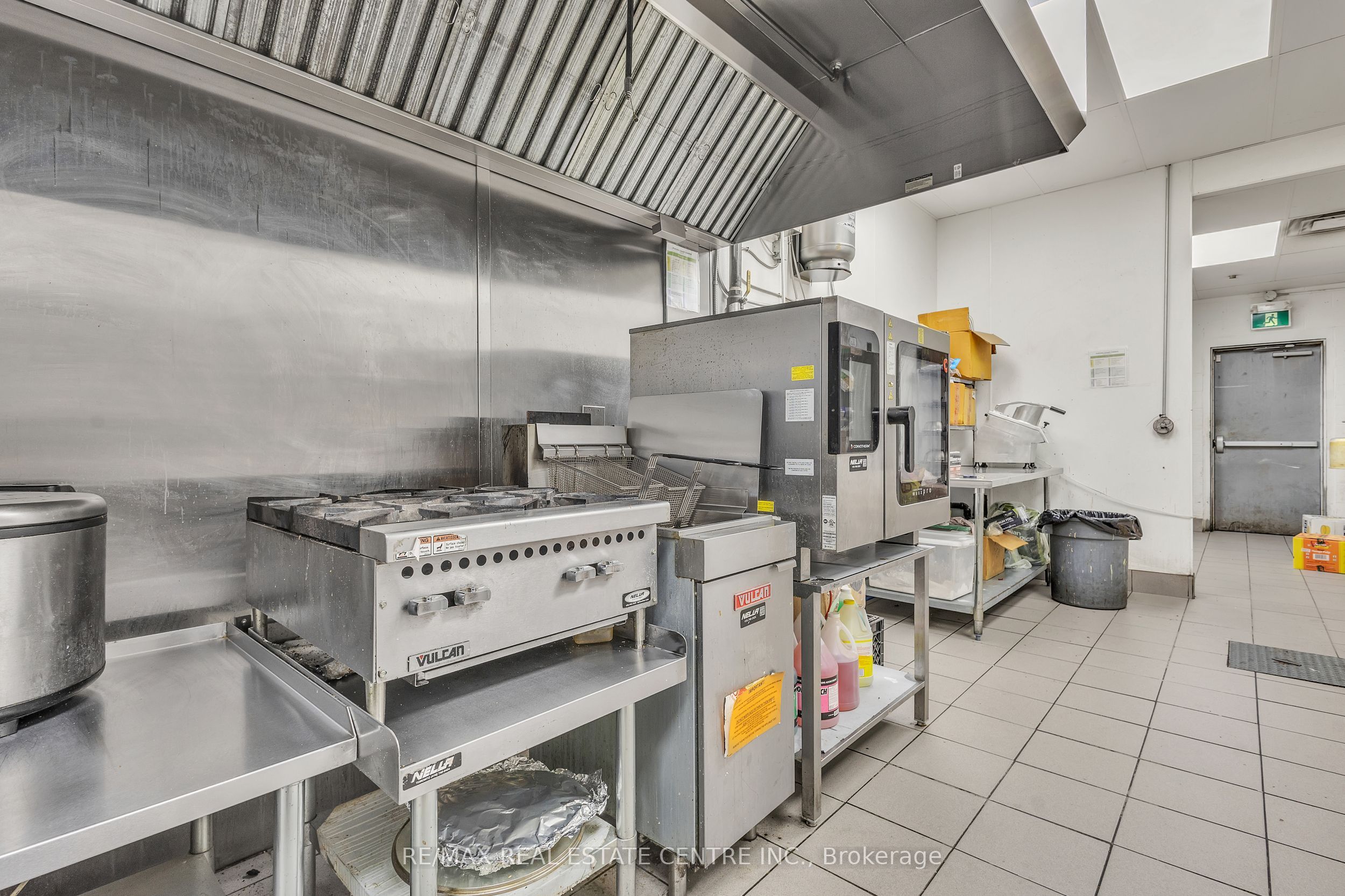 5 Manitou Drive 106b Property Photo 16