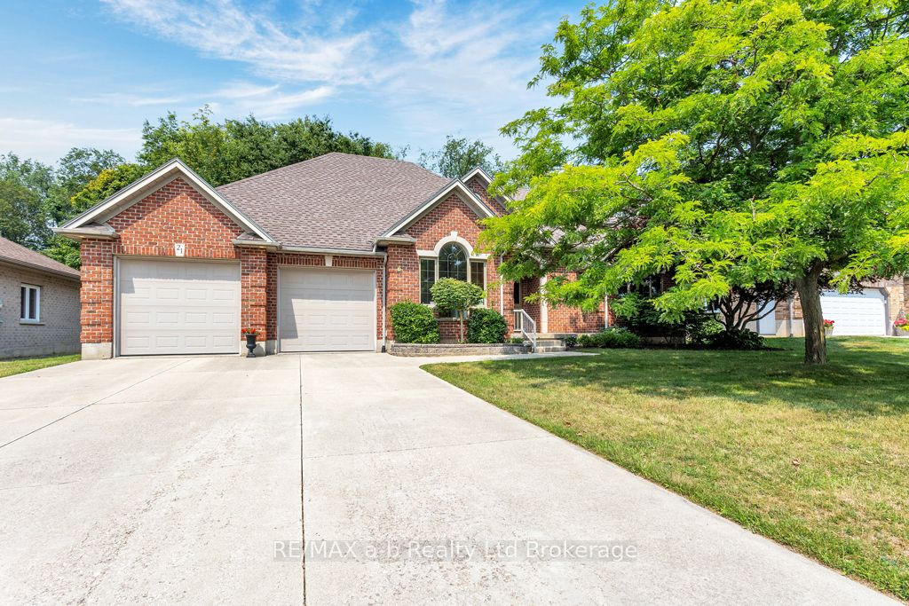 21 Windemere Ave Property Photo 1