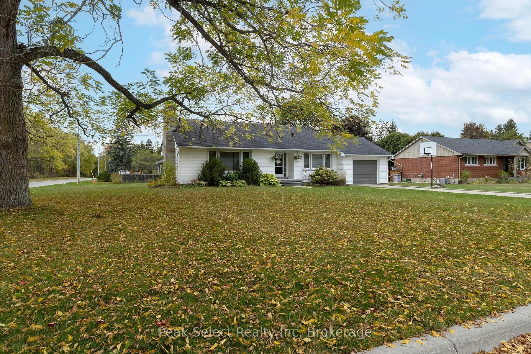 72 Carrall Street Property Photo 3