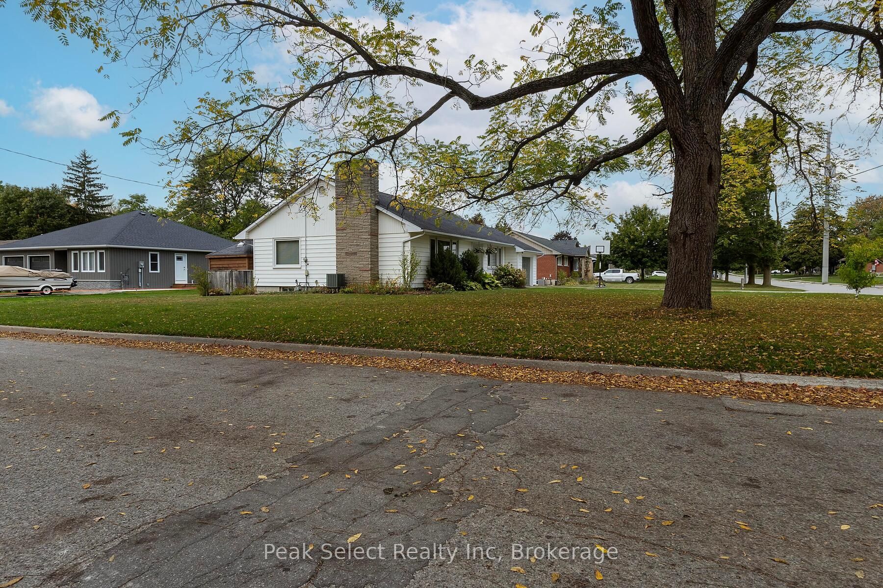 72 Carrall Street Property Photo 4