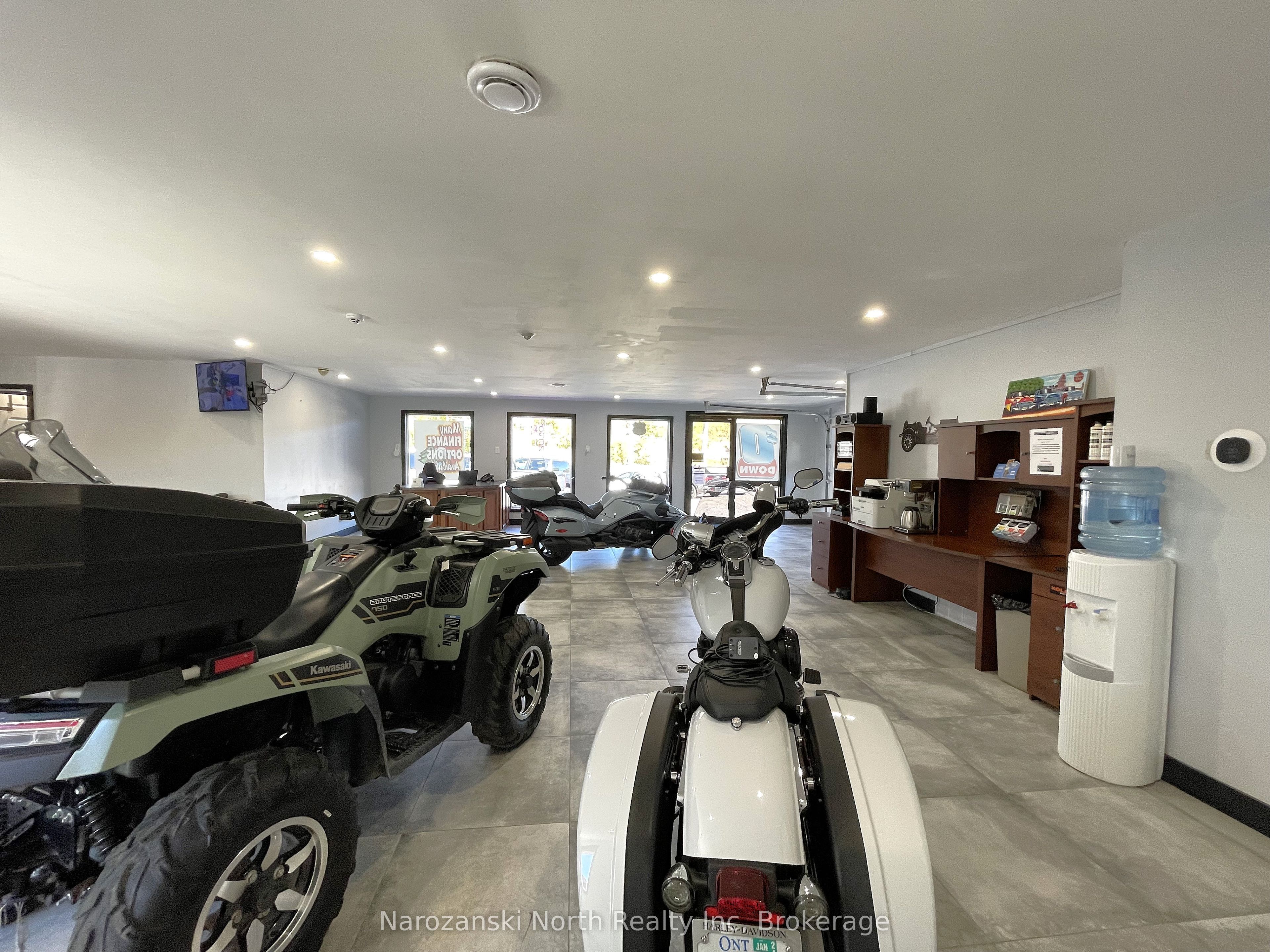 469 Kingsway Road Property Photo 12