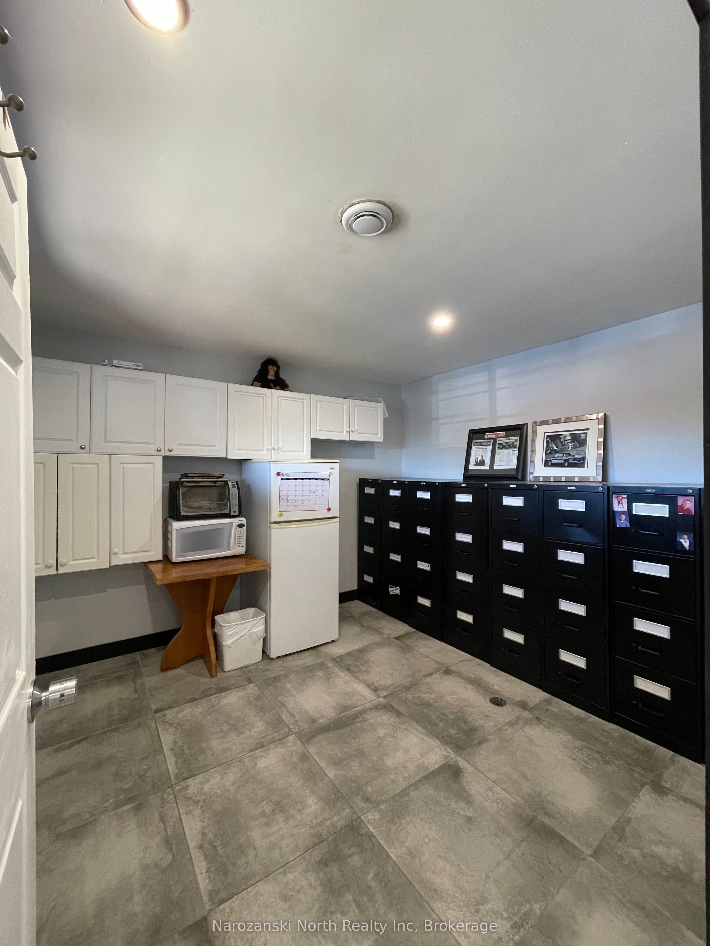 469 Kingsway Road Property Photo 17