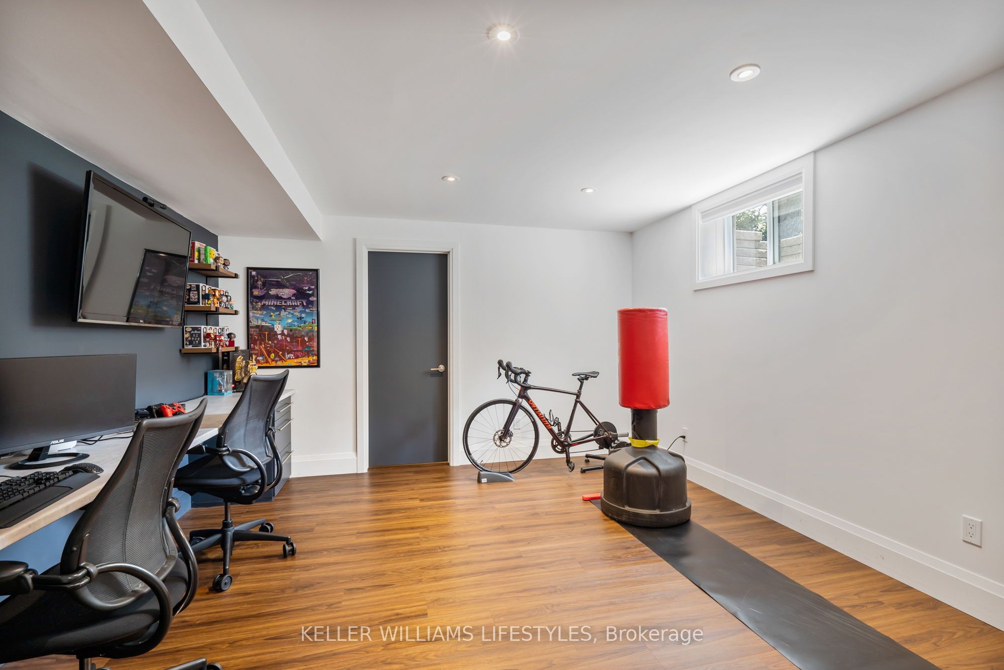 649 Valleystream Walk Property Photo 35