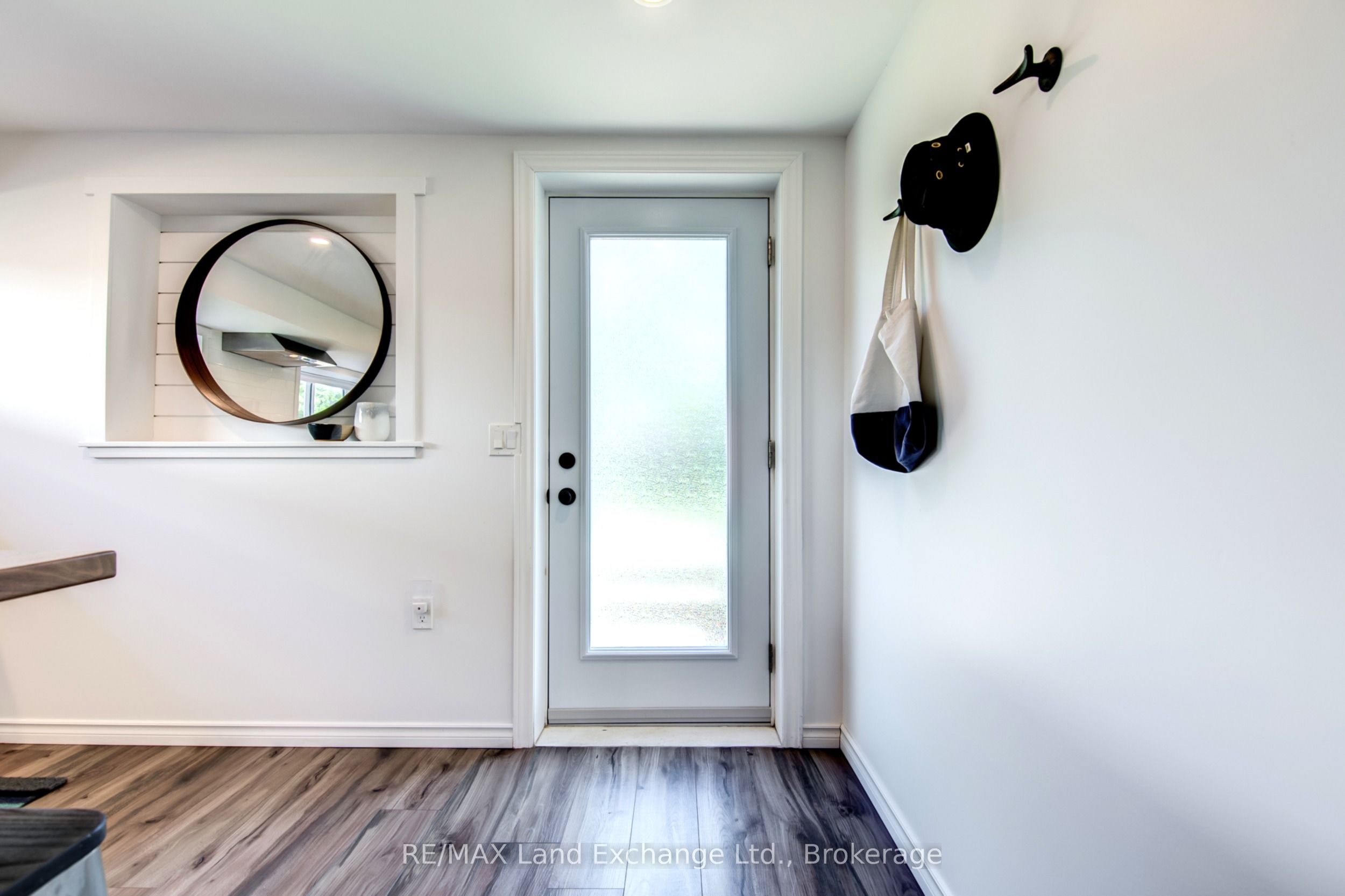 511 Wales Drive #2 Property Photo 3