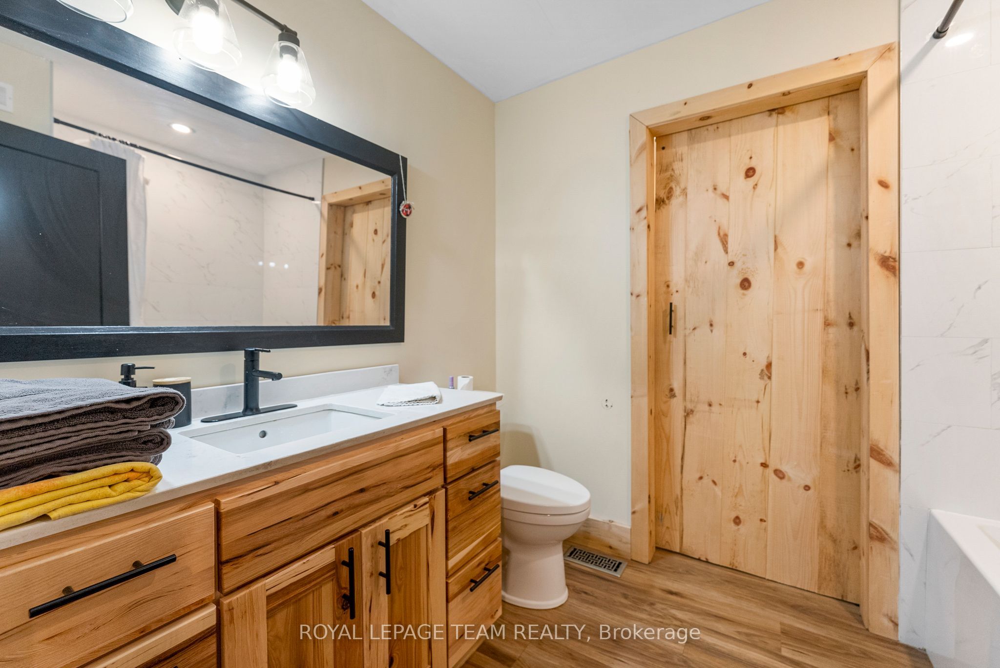 679 Curtiss Road Property Photo 32