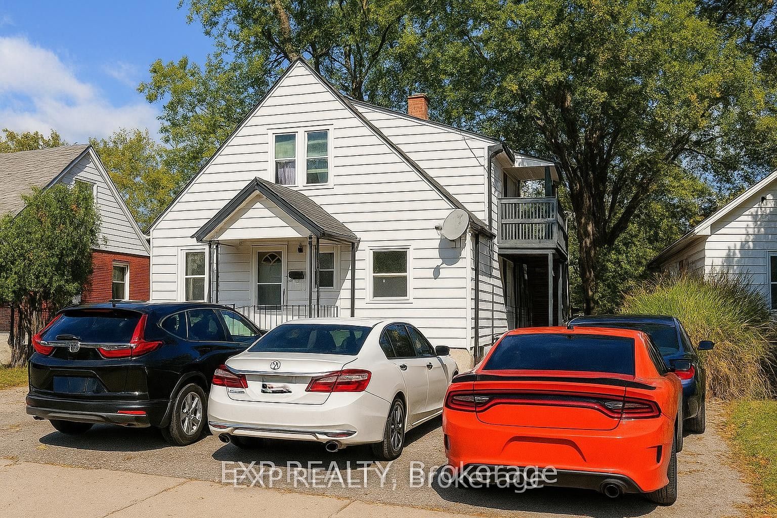 96 Emery Street W Property Photo 1