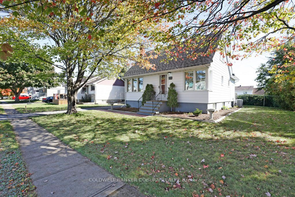 12 Maple Avenue Property Photo 1