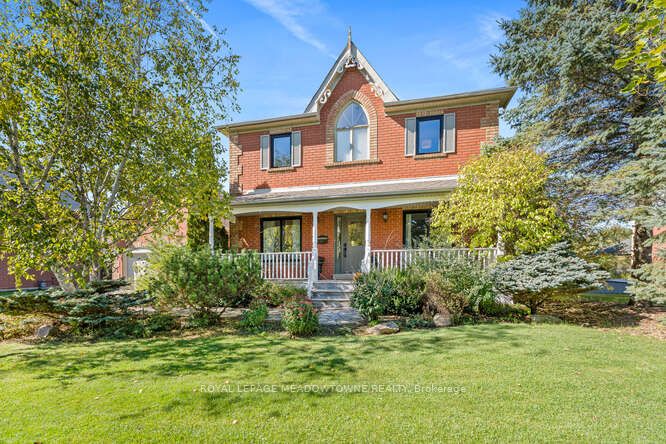 18 Mccullogh Drive Property Photo 4