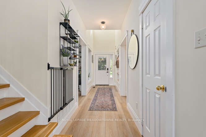 18 Mccullogh Drive Property Photo 8