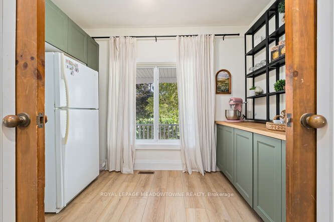 18 Mccullogh Drive Property Photo 18