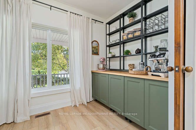 18 Mccullogh Drive Property Photo 19