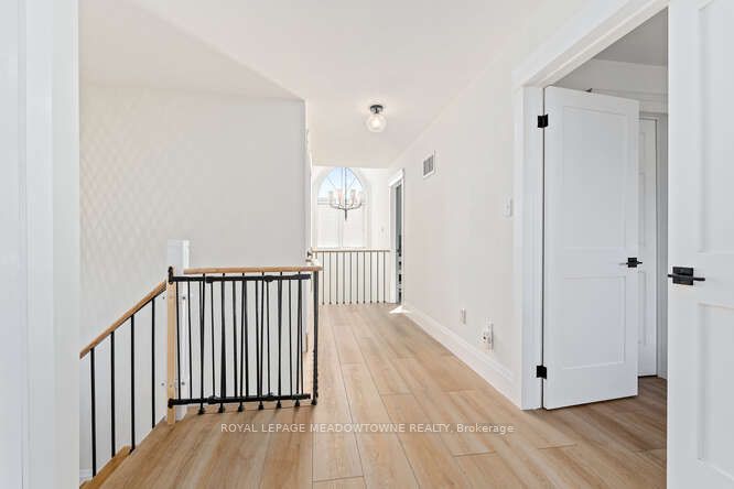 18 Mccullogh Drive Property Photo 29