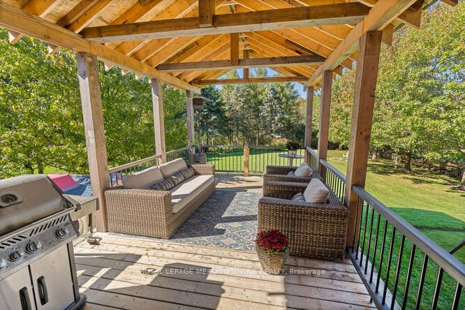 18 Mccullogh Drive Property Photo 44