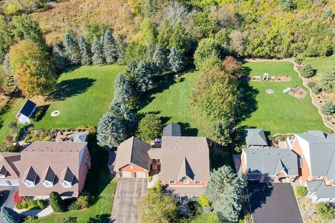 18 Mccullogh Drive Property Photo 45