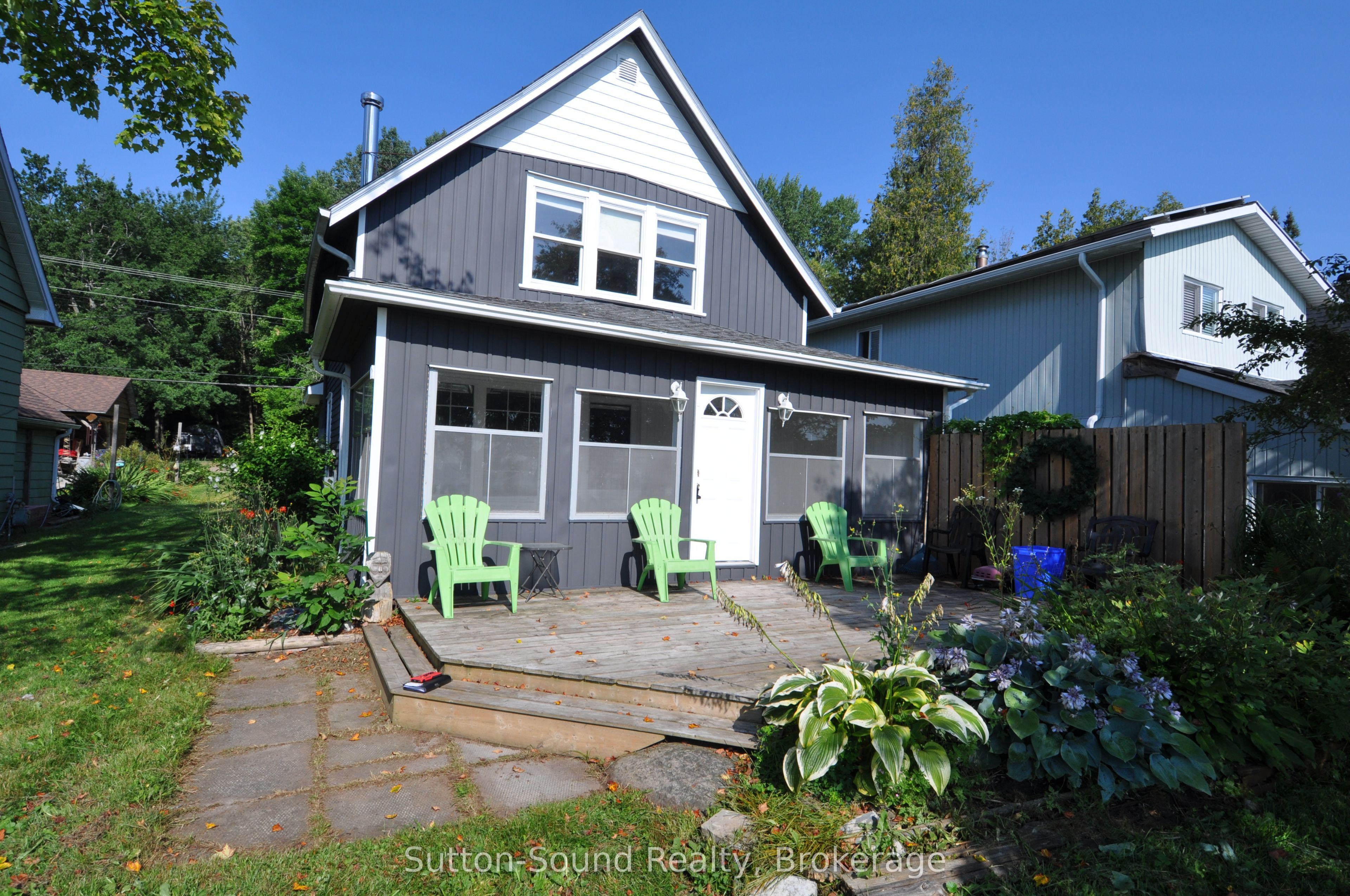 166 Old Beach Drive Property Photo 1