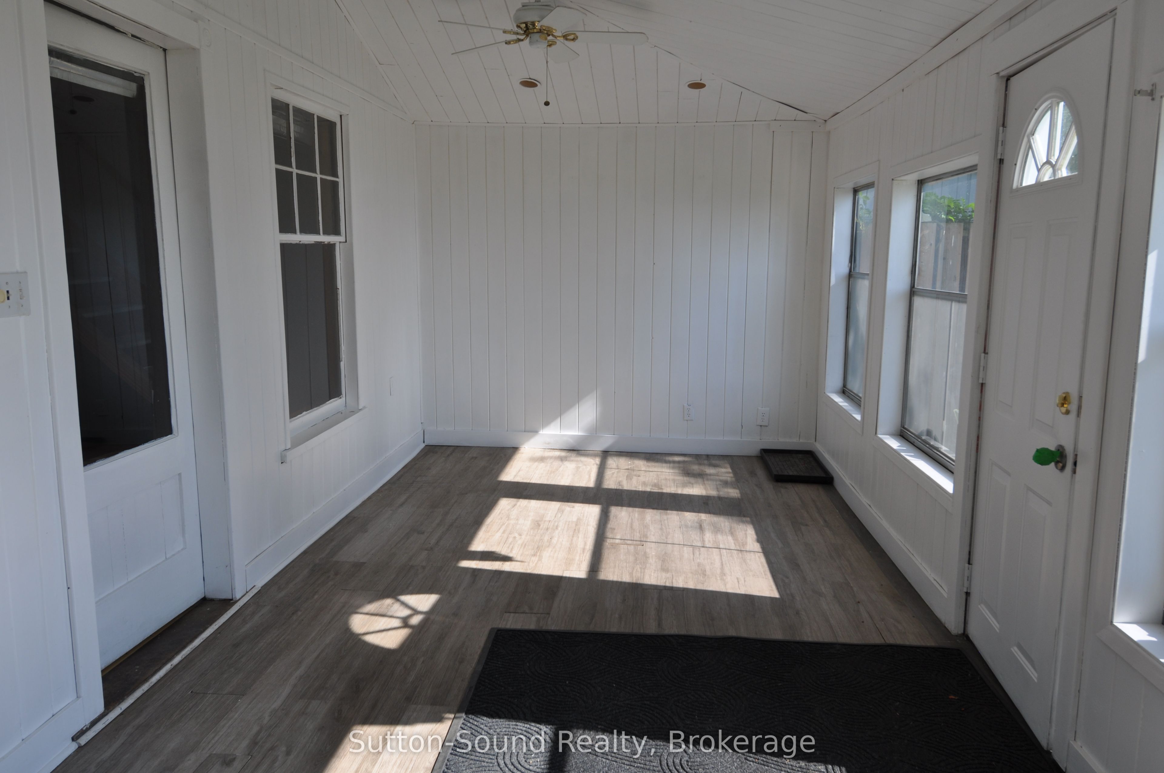 166 Old Beach Drive Property Photo 5
