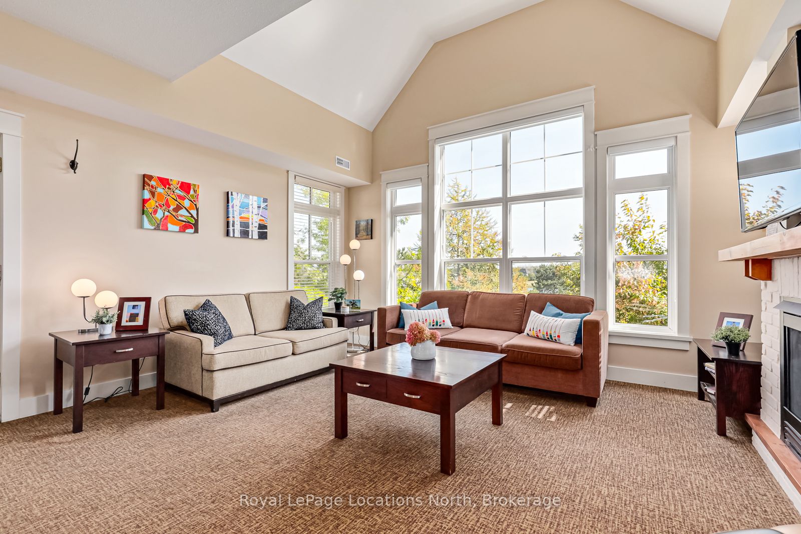 125 Fairway Ct Property Photo 1