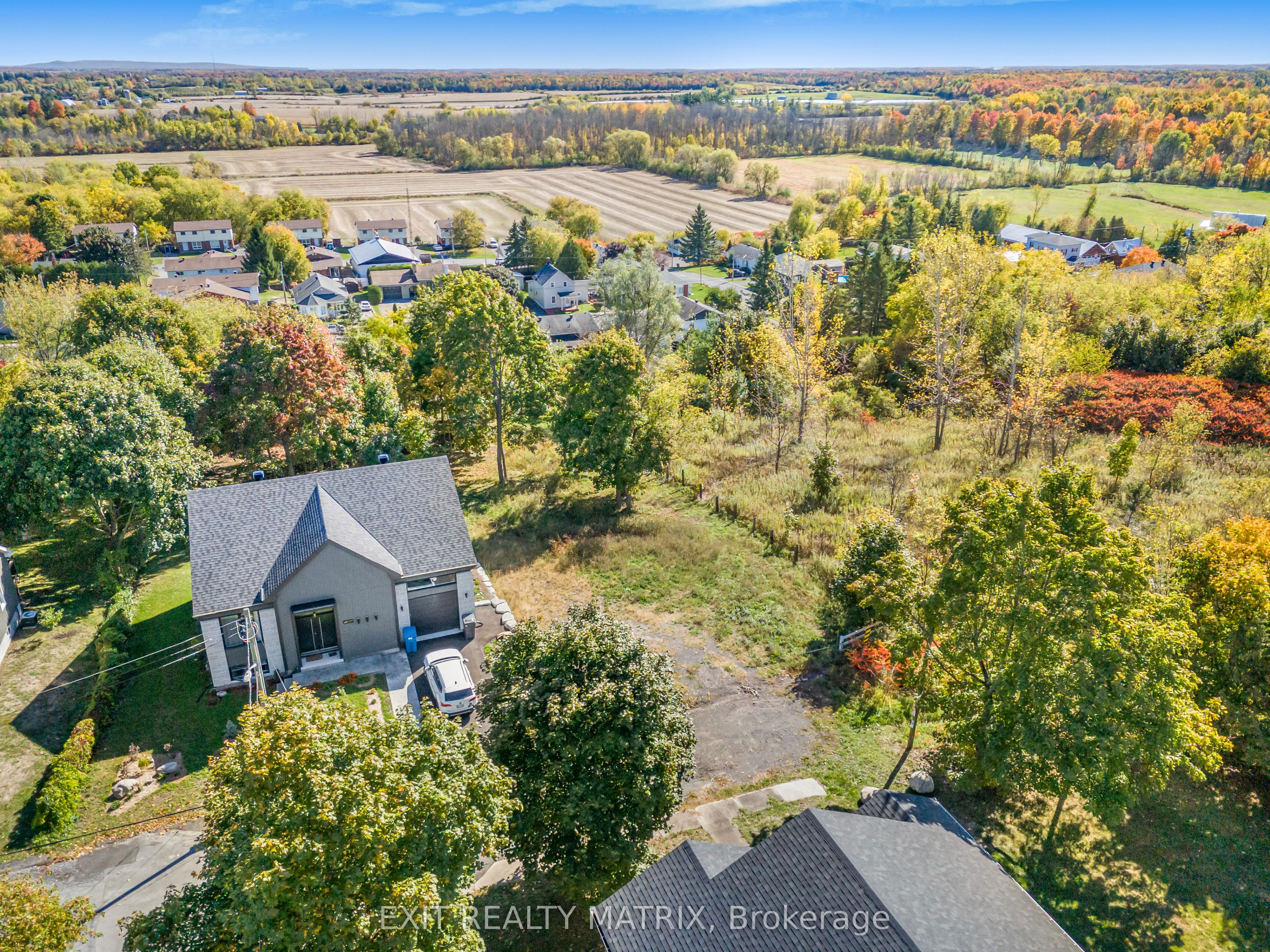 81 Union Street Property Photo 3