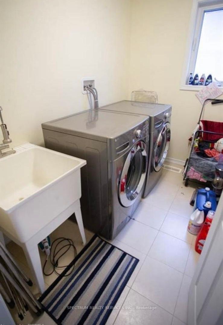 96 Warner Lane Property Photo 7