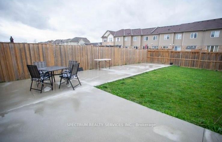 96 Warner Lane Property Photo 14