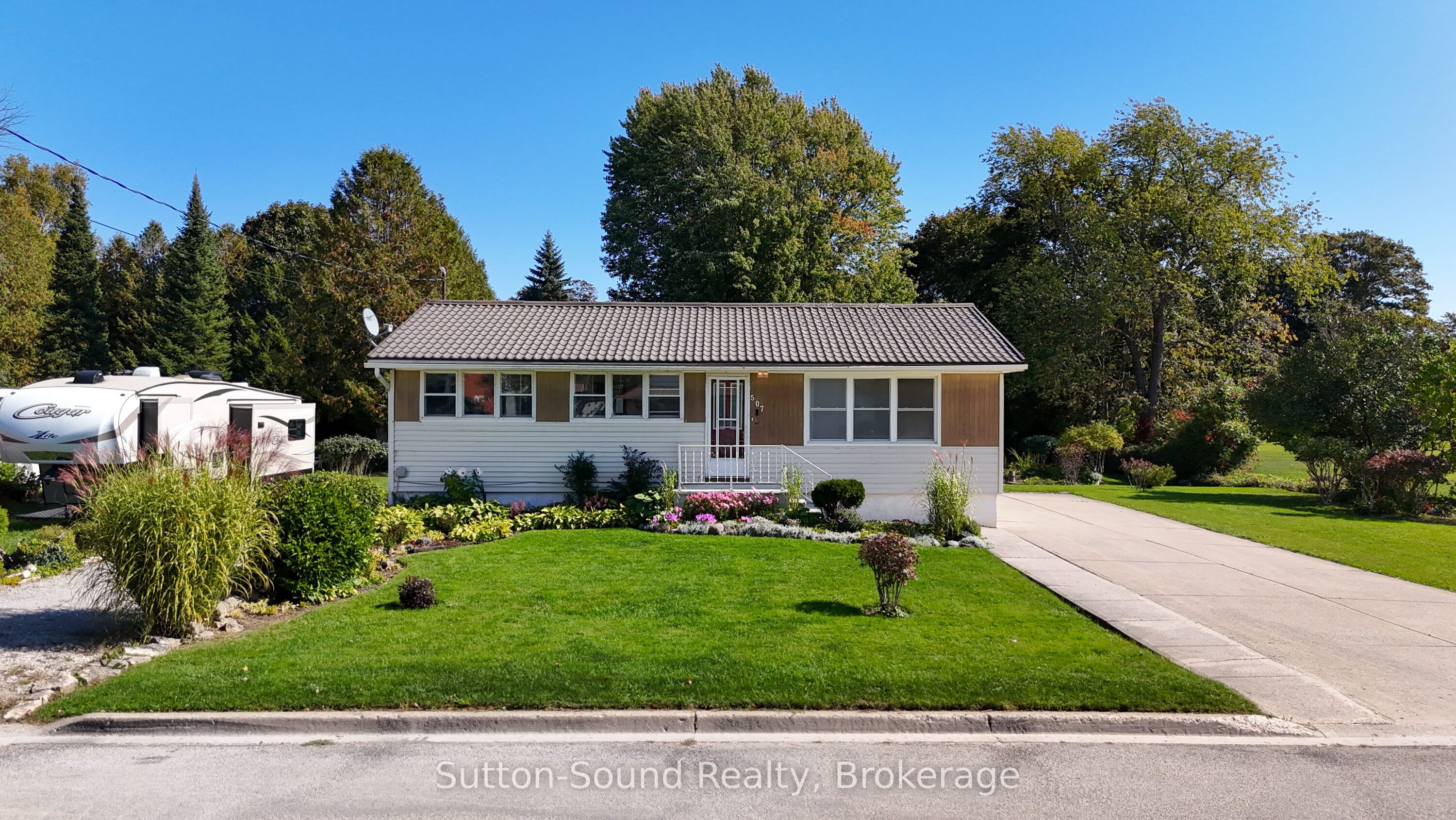 507 Mcnaughton St Property Photo 1