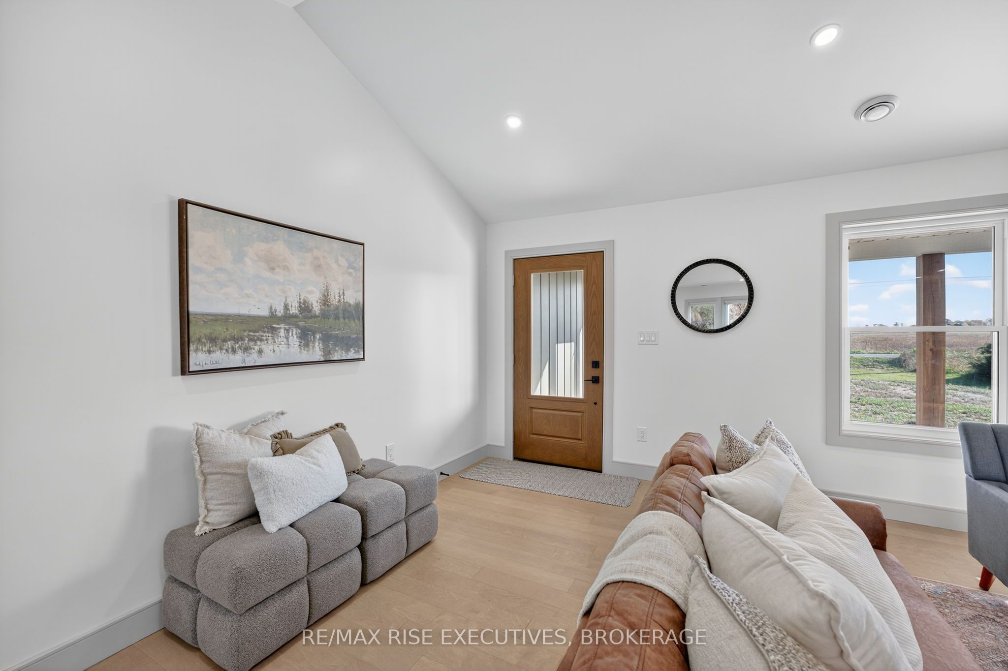 2206 Sands Road Property Photo 4