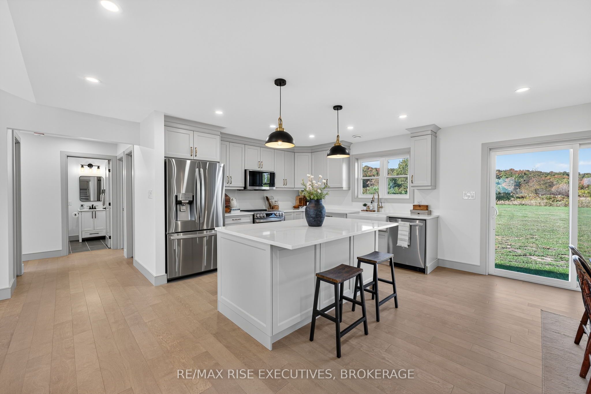 2206 Sands Road Property Photo 11