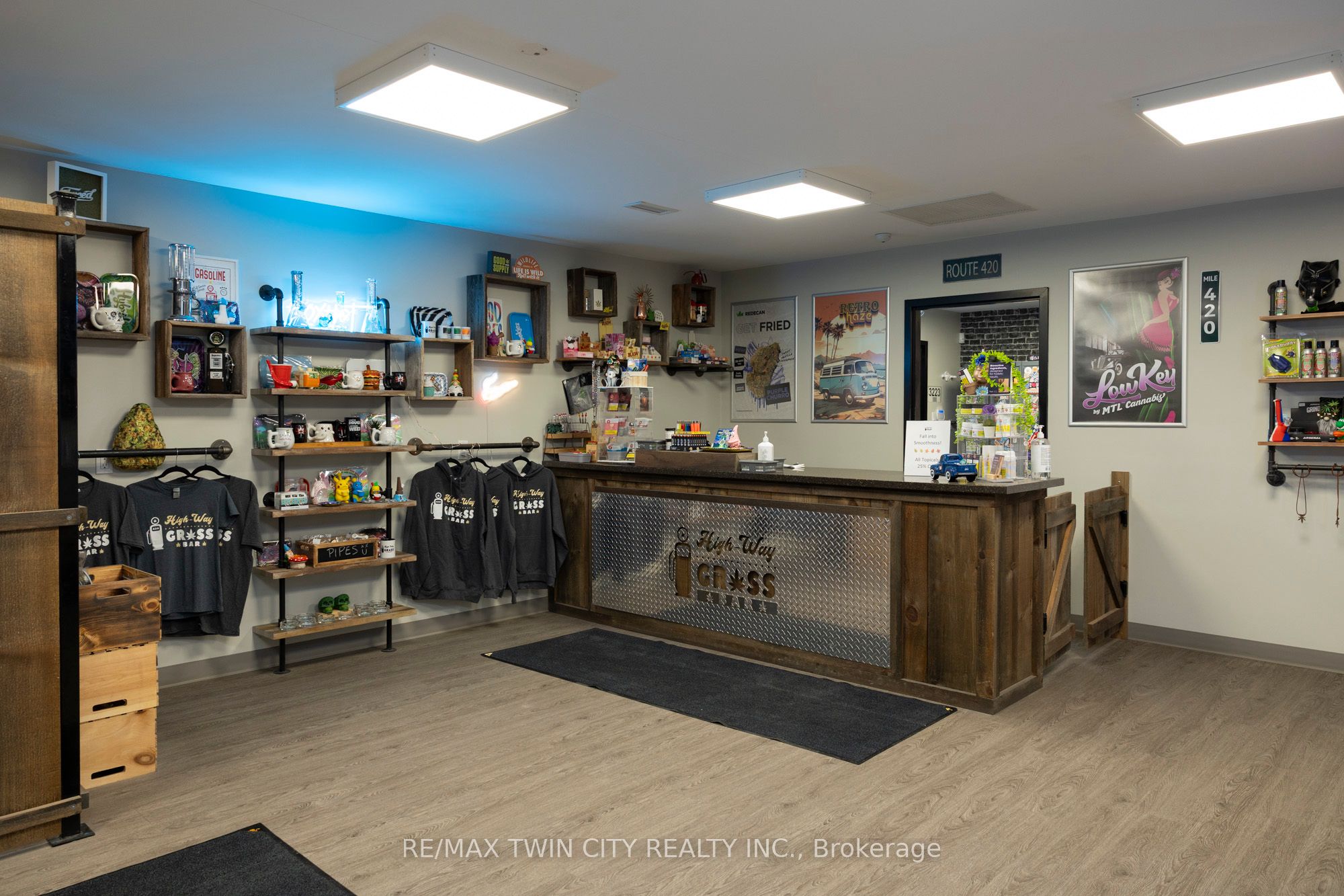 230 Oakland Road Property Photo 20