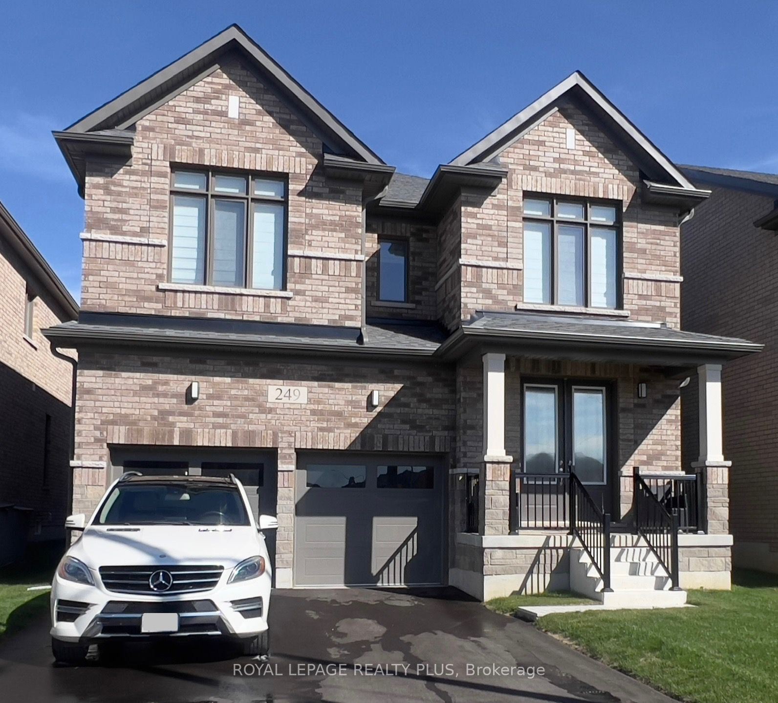 249 Leslie Davis Street Property Photo 1