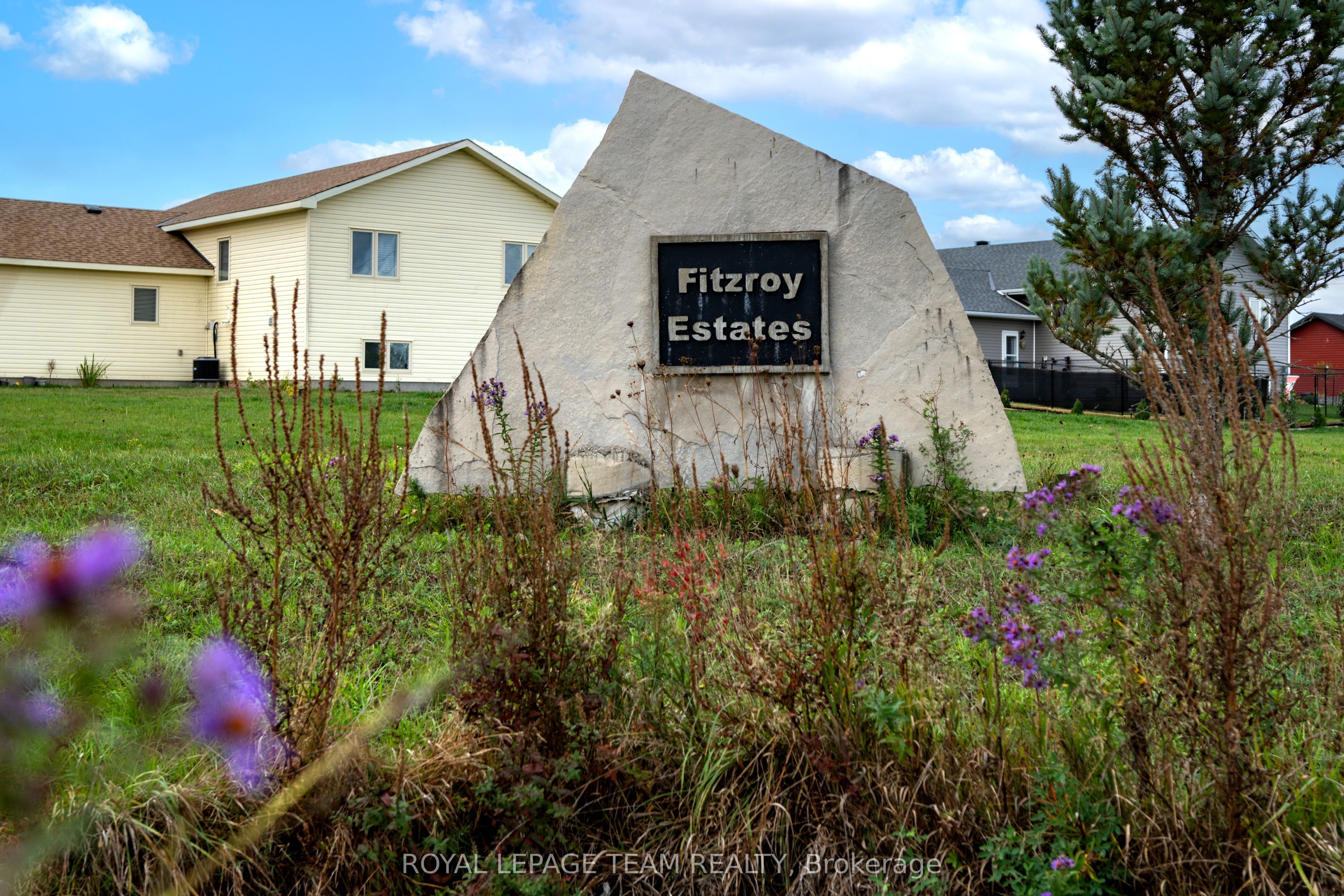 77 Learmonth Avenue Property Photo 1
