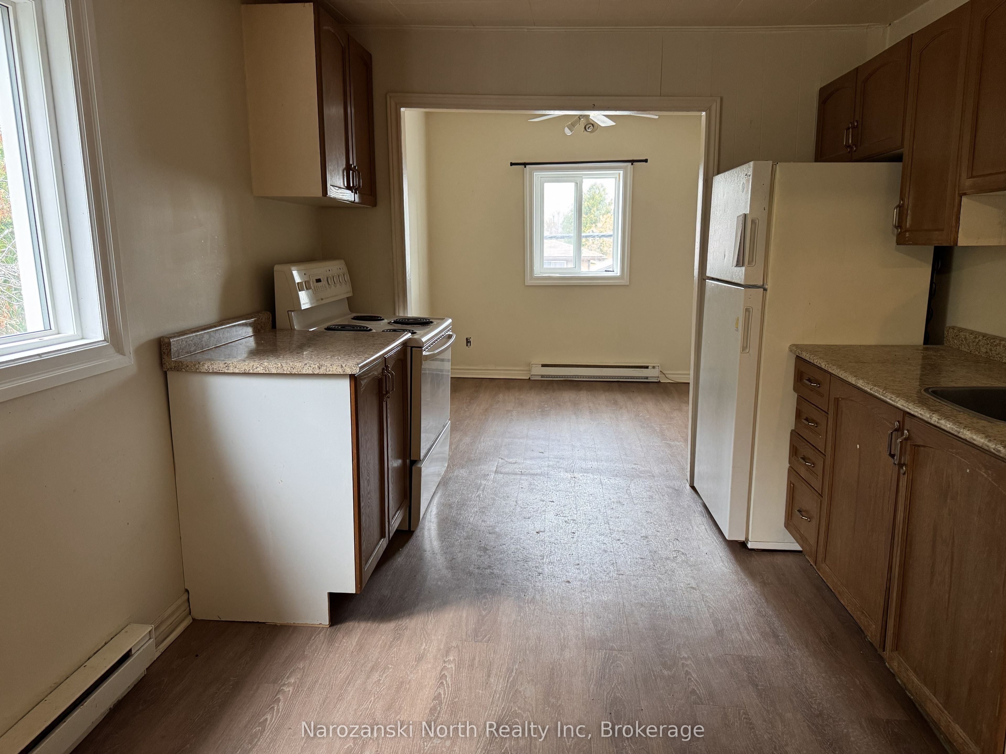 23 St. David Street N Property Photo 10