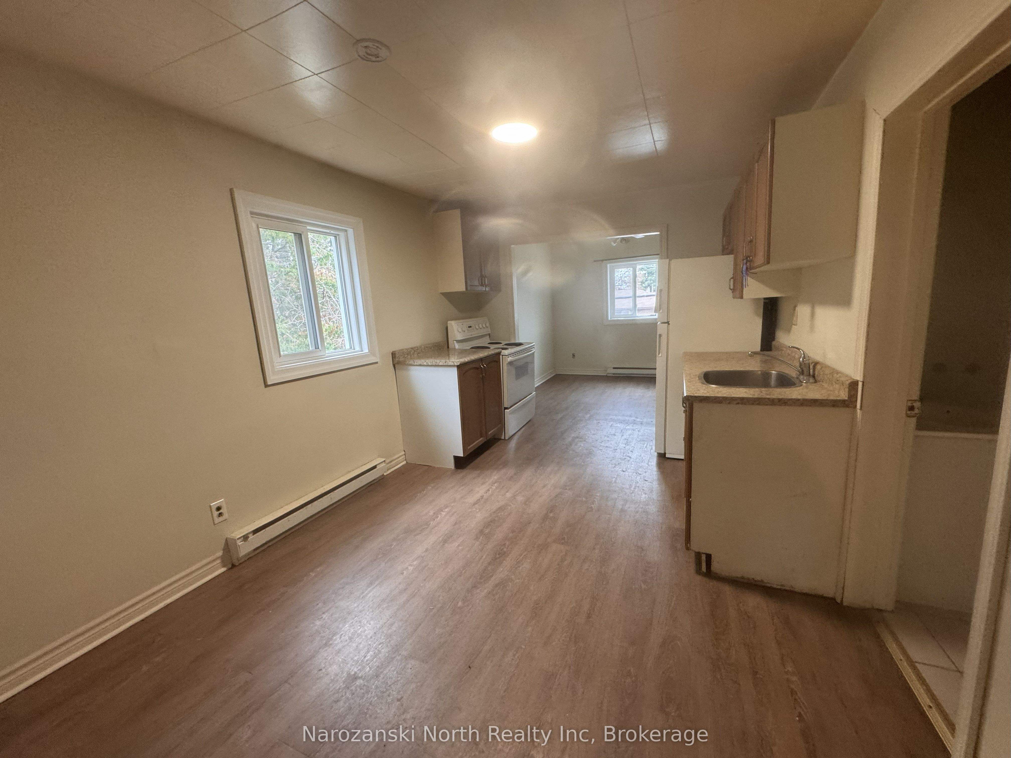 23 St. David Street N Property Photo 13